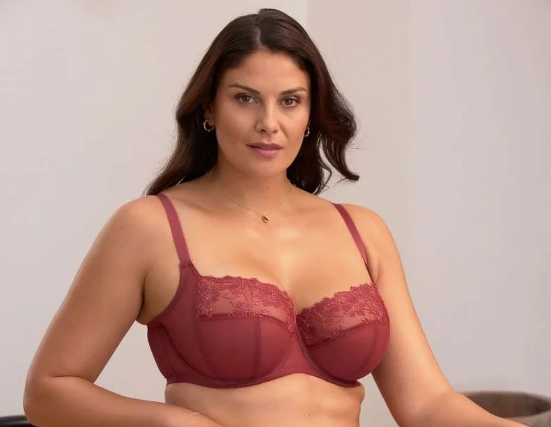 38H Bra Size in Mineal Red by Goddess